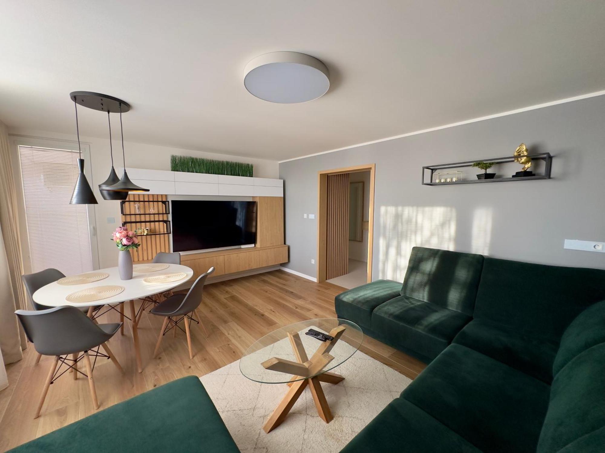 Апартаменти Apartman Olivia Шаморін Екстер'єр фото